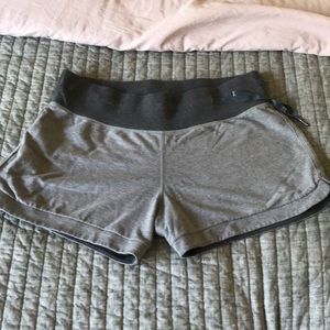 Lululemon lounge shorts